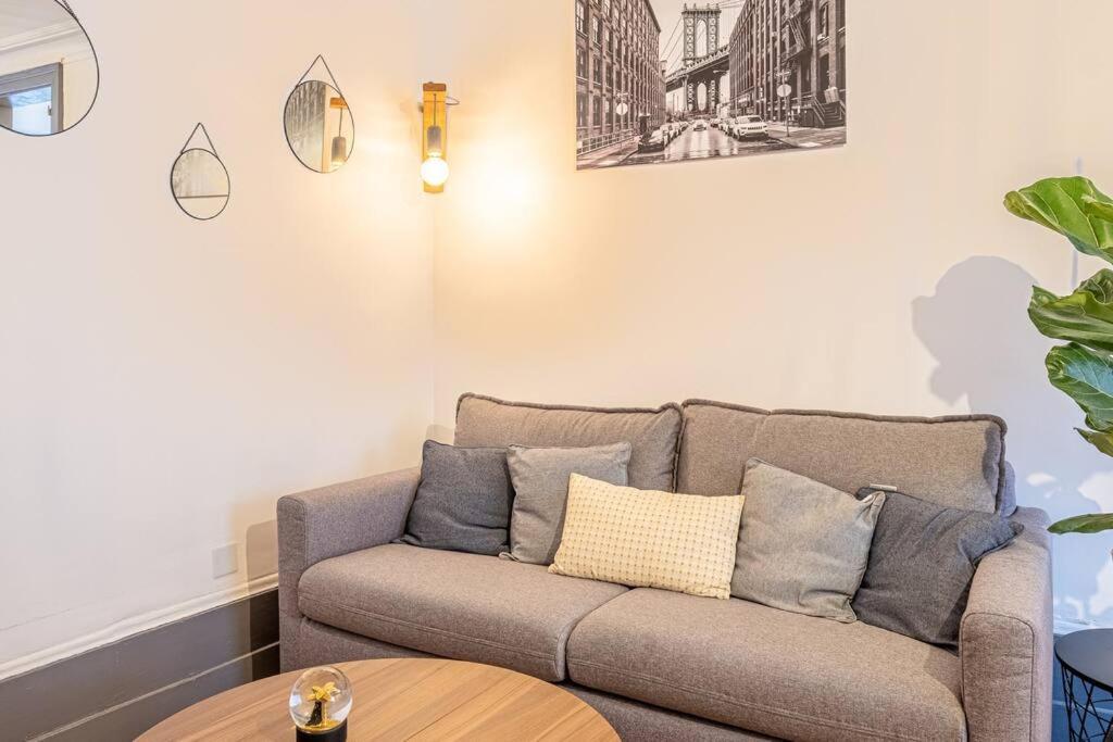 Le Benedictin 2 Pas De La Gare Apartment *